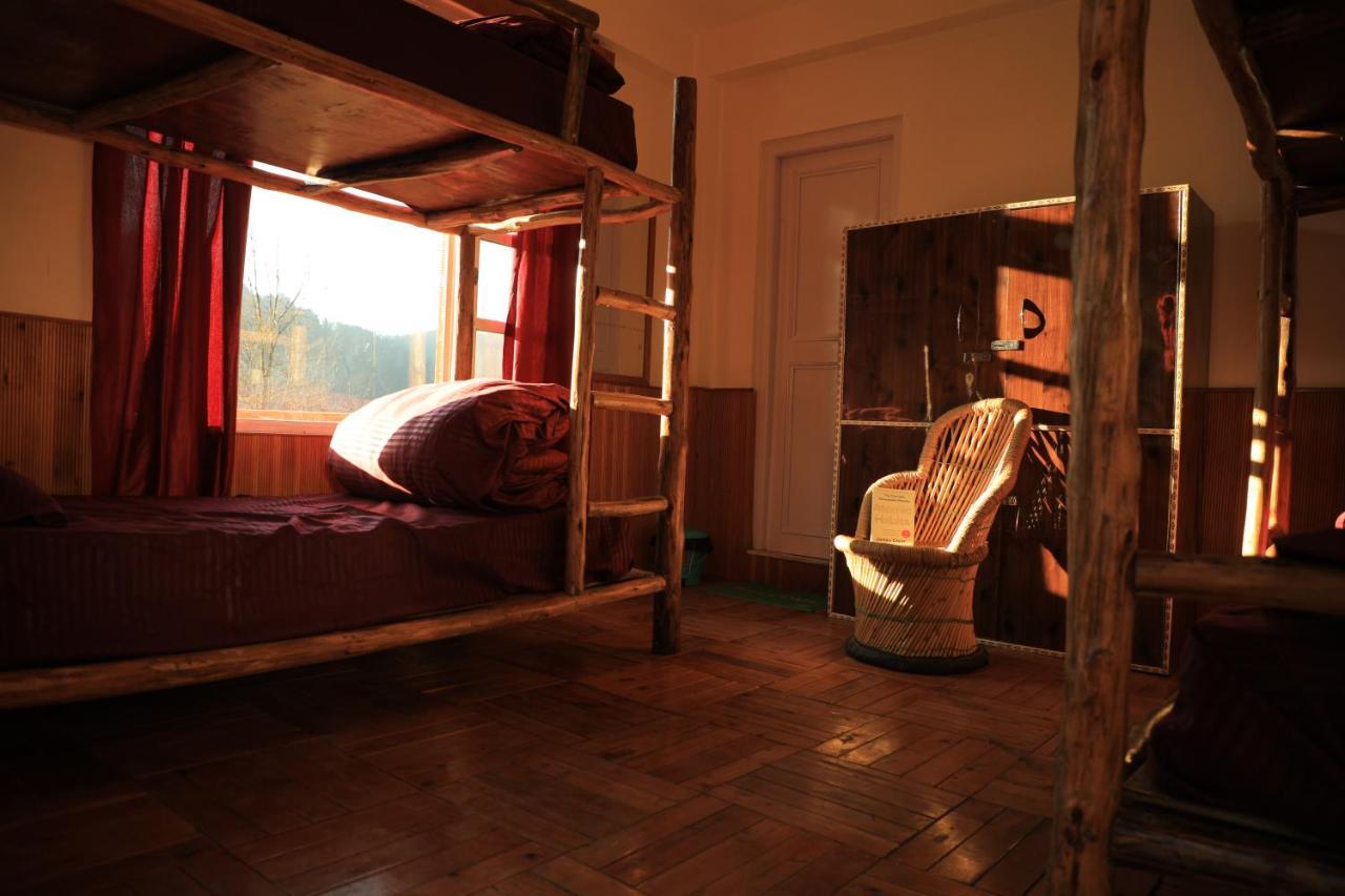 Odin Hostel Shoja Exteriér fotografie