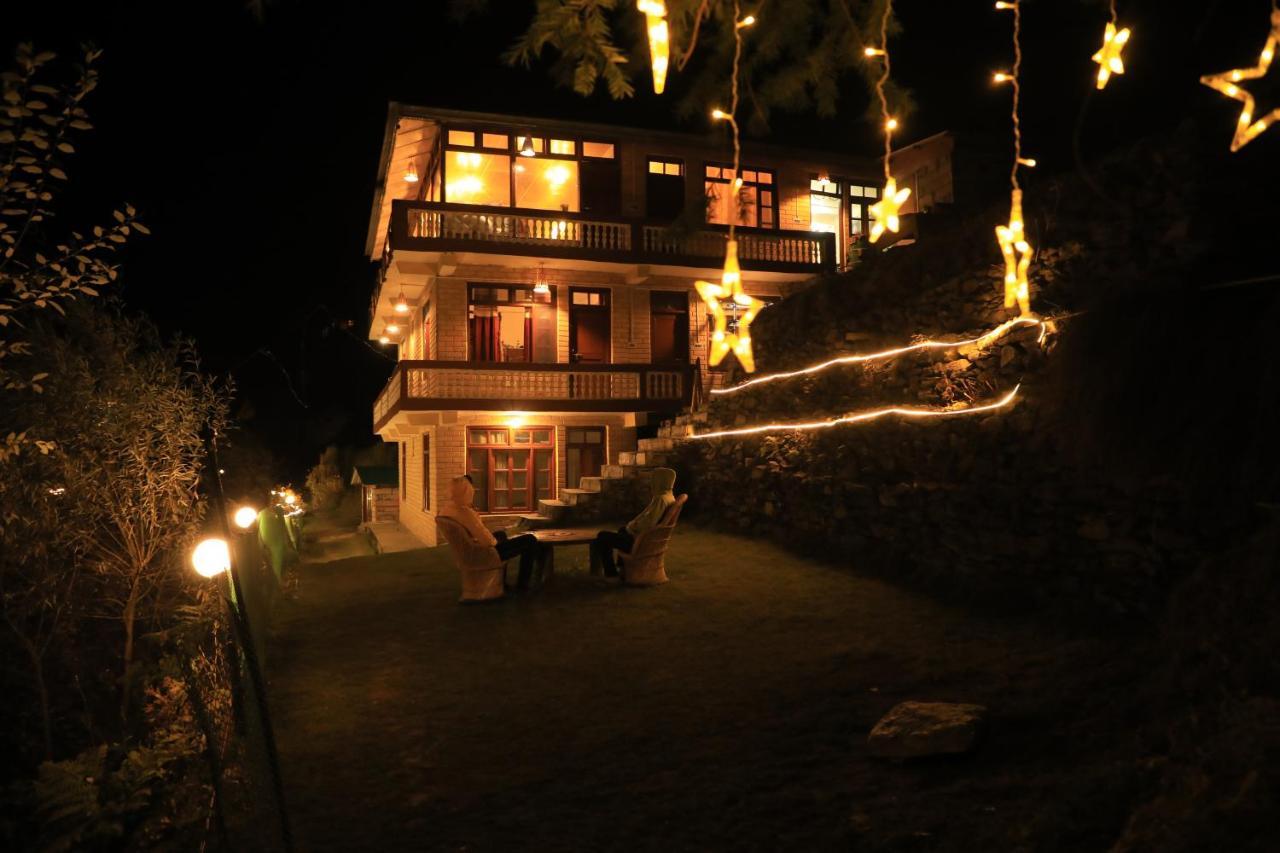 Odin Hostel Shoja Exteriér fotografie
